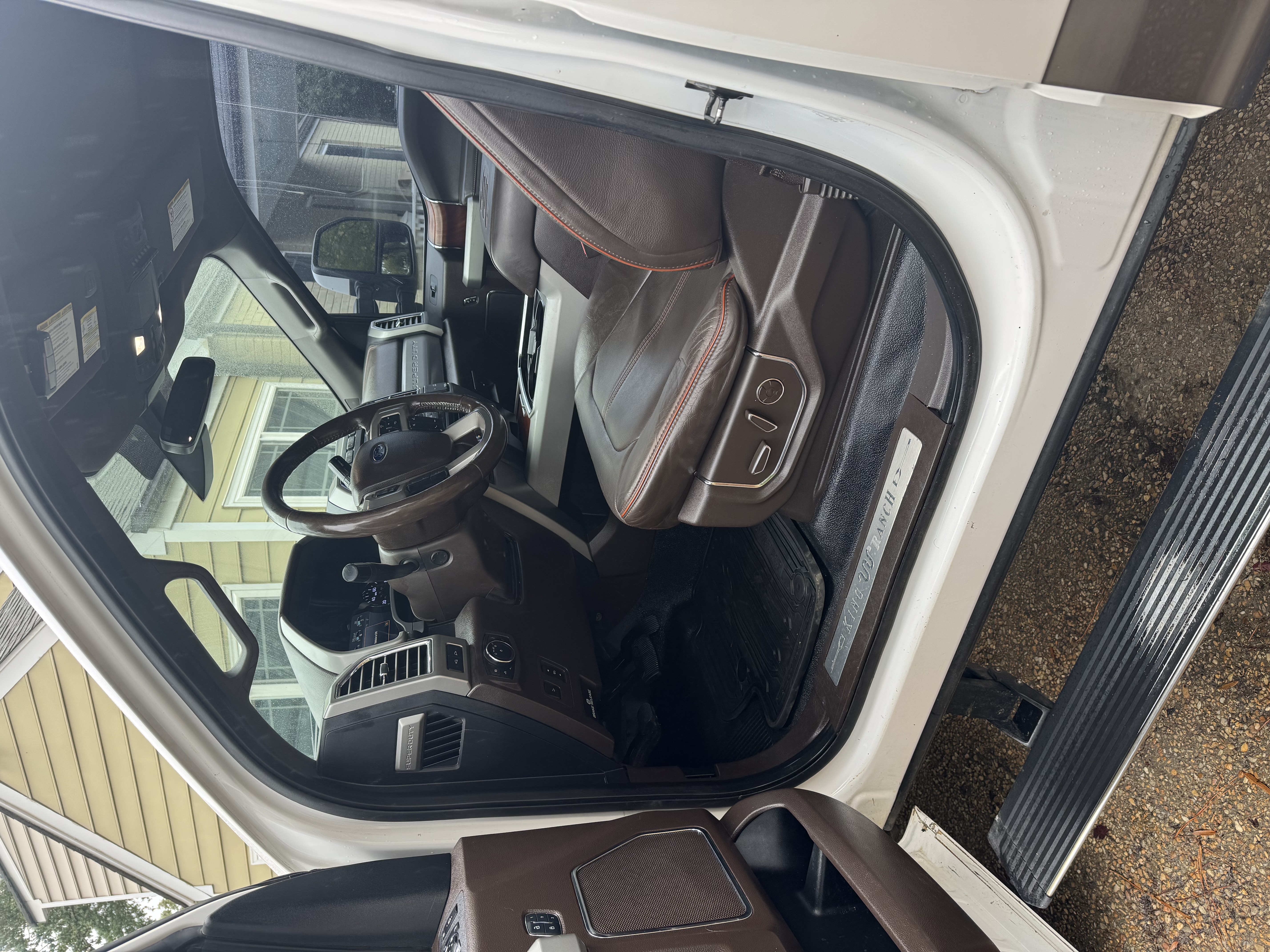 Used 2017 Ford F350 King Ranch w/ King Ranch Ultimate Package AWD/4WD image 6