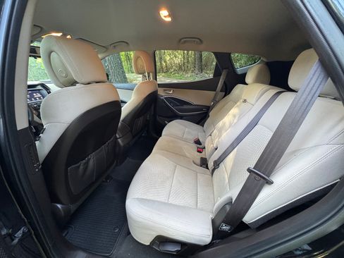 Used 2018 Hyundai Santa Fe Sport w/ 2.4L Value Package 02 FWD image 13