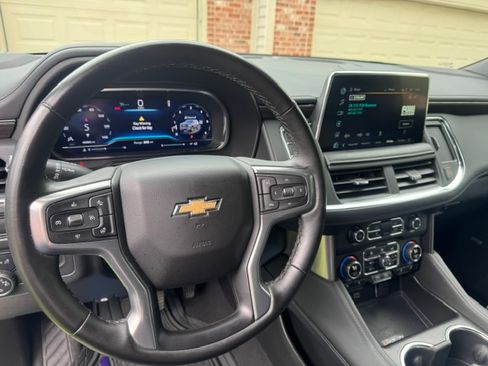 Used 2024 Chevrolet Tahoe LT w/ Luxury Package AWD/4WD image 19