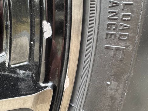 Used 2022 Jeep Wrangler Unlimited Sahara w/ Cold Weather Group image 28