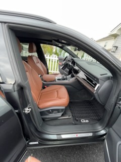 Used 2020 Audi Q8 Premium Plus w/ Premium Plus Package AWD/4WD image 11