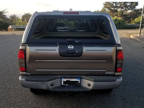 Used 2004 Nissan Frontier XE w/ (PWR) XE Pwr Pkg image 8