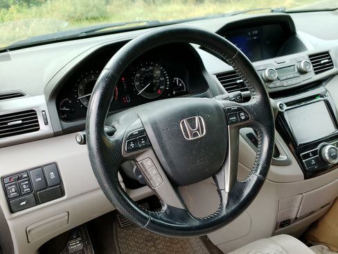 Used 2014 Honda Odyssey EX-L image 9
