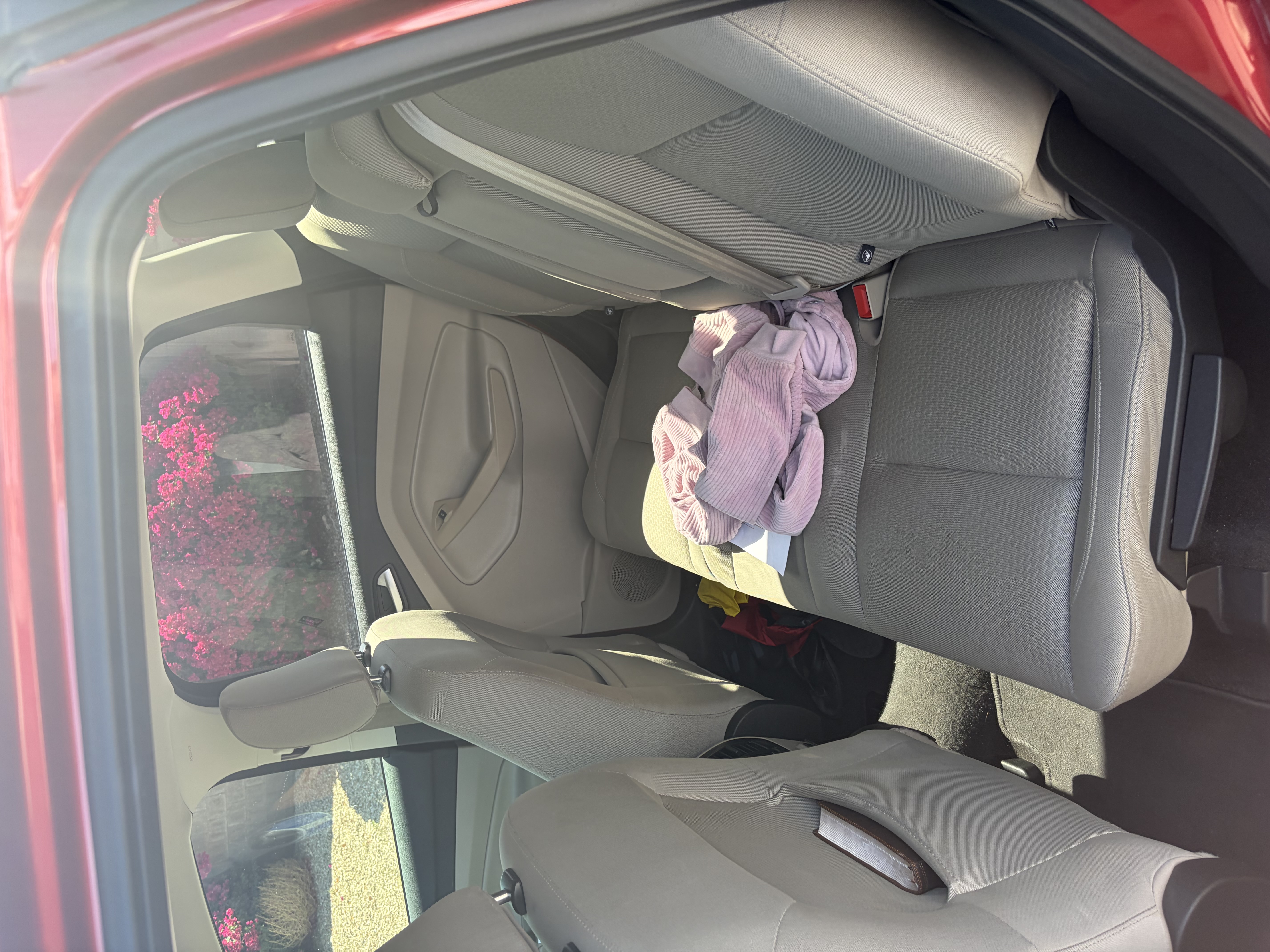 Used 2018 Ford Escape SE w/ SE Sync 3 Package FWD image 12