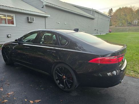 Used 2020 Jaguar XF S image 9
