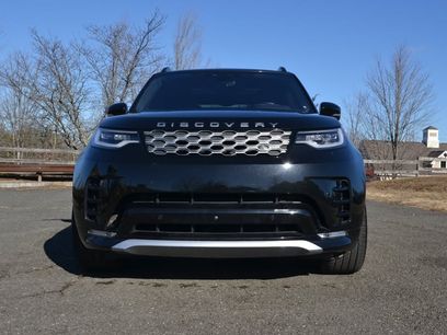 Used 2023 Land Rover Discovery Metropolitan Edition