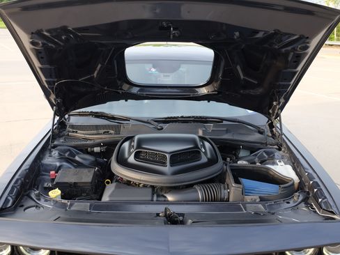 Used 2016 Dodge Challenger R/T Plus image 12