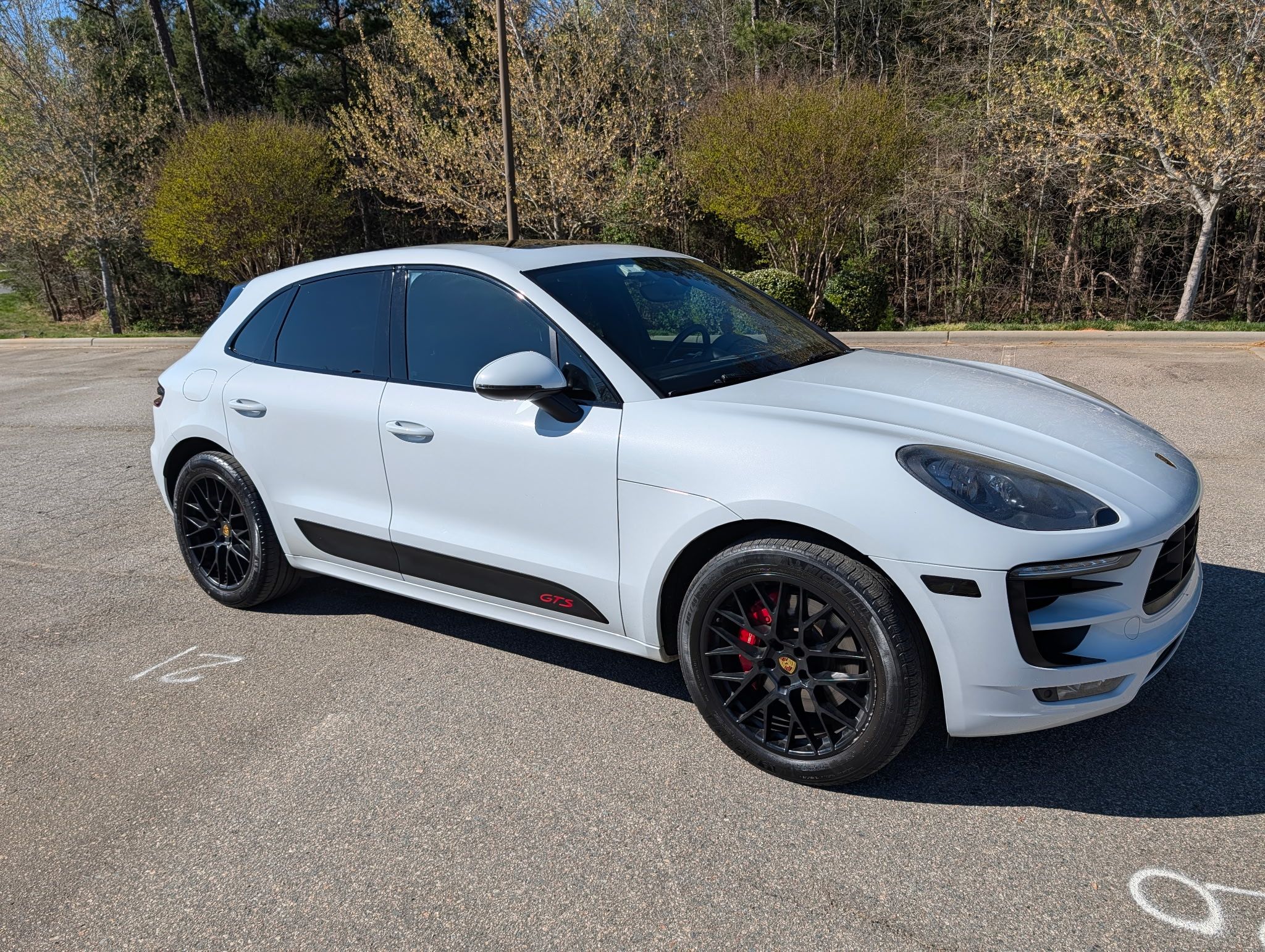 Used 2017 Porsche Macan GTS AWD/4WD image 1