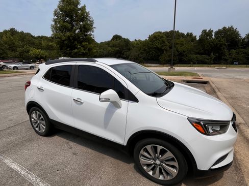 Used 2019 Buick Encore Preferred w/ Safety Package FWD image 2