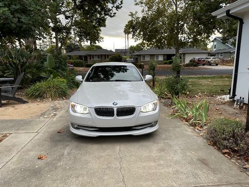 Used 2013 BMW 335i Convertible RWD image 14