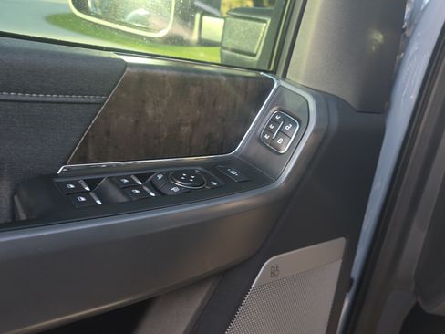 Used 2024 Ford F350 Lariat w/ Lariat Ultimate Package image 15