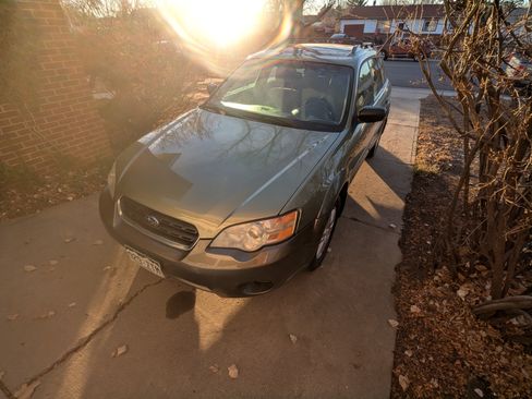Used 2005 Subaru Outback 2.5i image 4