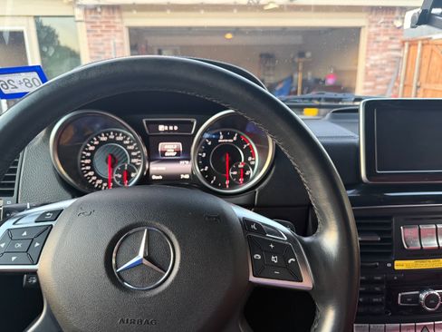 Used 2016 Mercedes-Benz G 63 AMG 4MATIC image 14