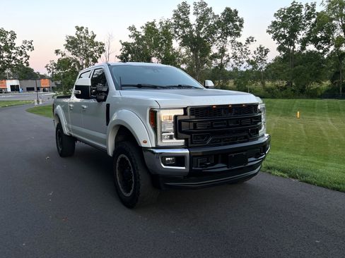 Used 2019 Ford F250 Lariat w/ Lariat Ultimate Package AWD/4WD image 1