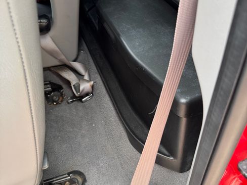 Used 2002 Ford F150 Lightning image 19