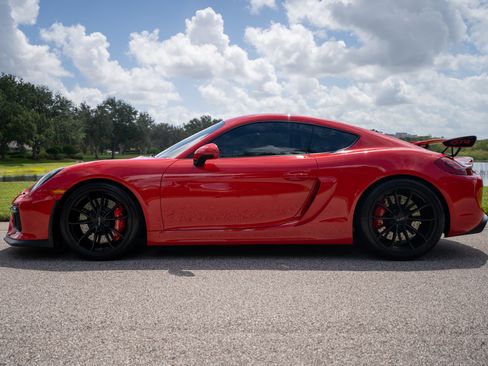 Used 2016 Porsche Cayman GT4 image 1