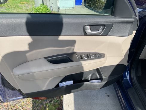 Used 2018 Kia Optima LX image 9