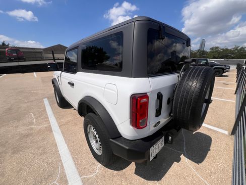 Used 2021 Ford Bronco 2-Door AWD/4WD image 10