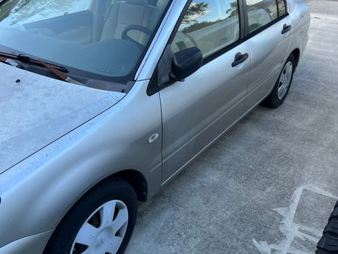 Used 2005 Mitsubishi Lancer ES image 14