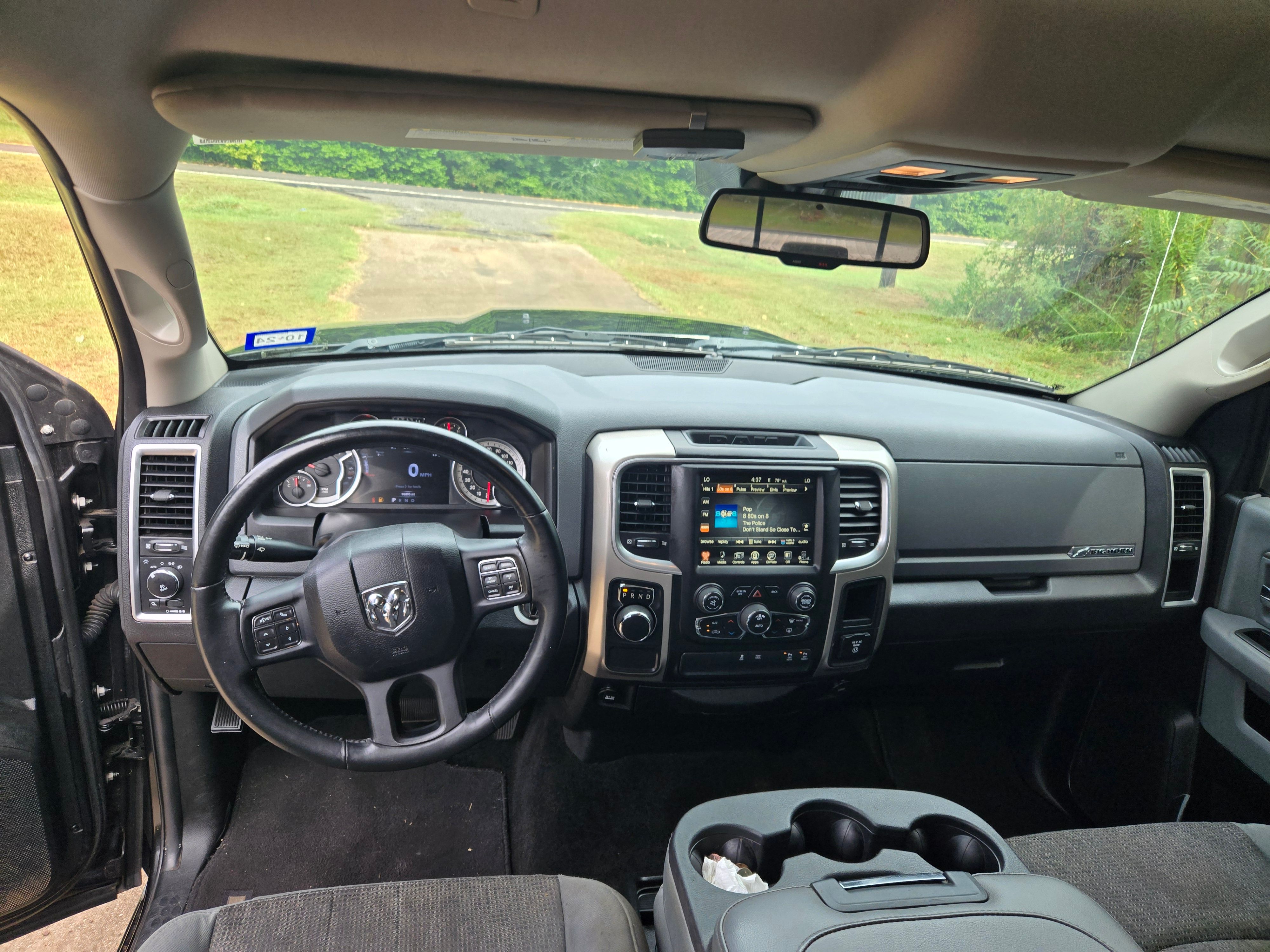 Used 2017 RAM 1500 Big Horn RWD image 10