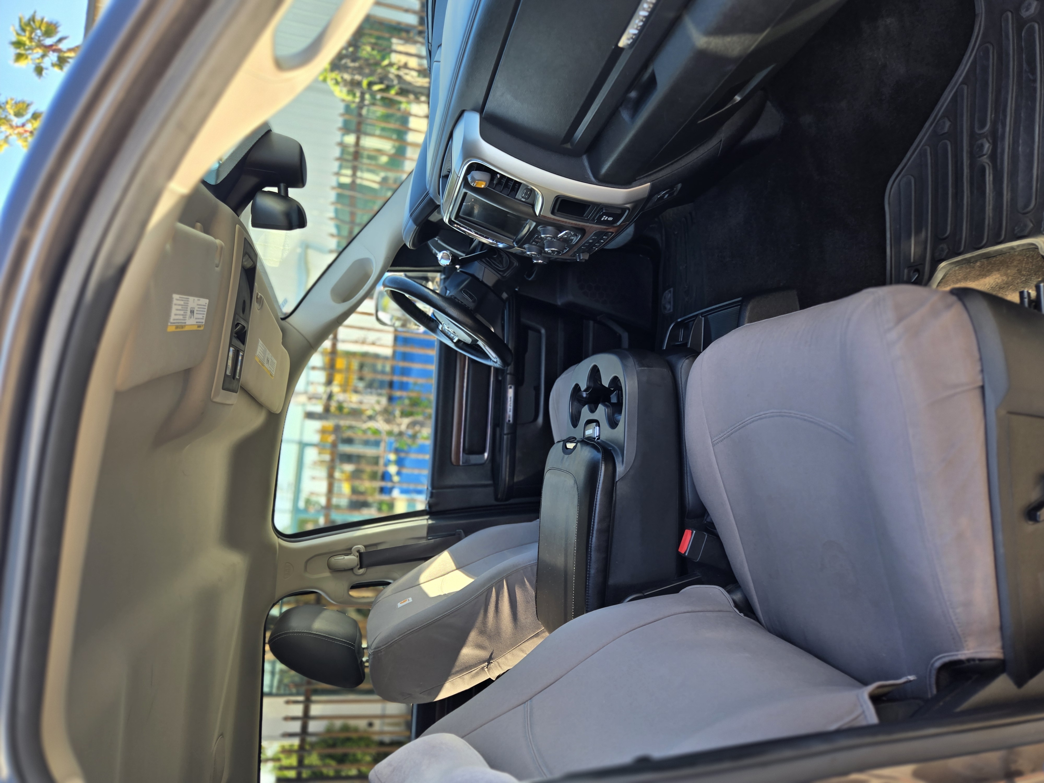 Used 2014 RAM 3500 Laramie AWD/4WD image 13
