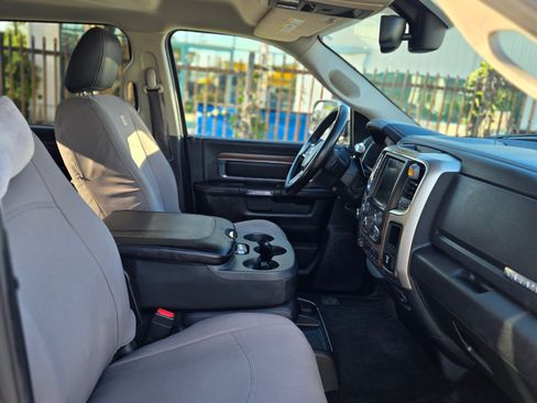 Used 2014 RAM 3500 Laramie image 13