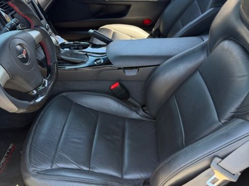 Used 2008 Chevrolet Corvette Coupe RWD image 4