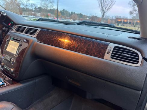 Used 2013 GMC Sierra 2500 Denali w/ Suspension Package, Off-Road image 9