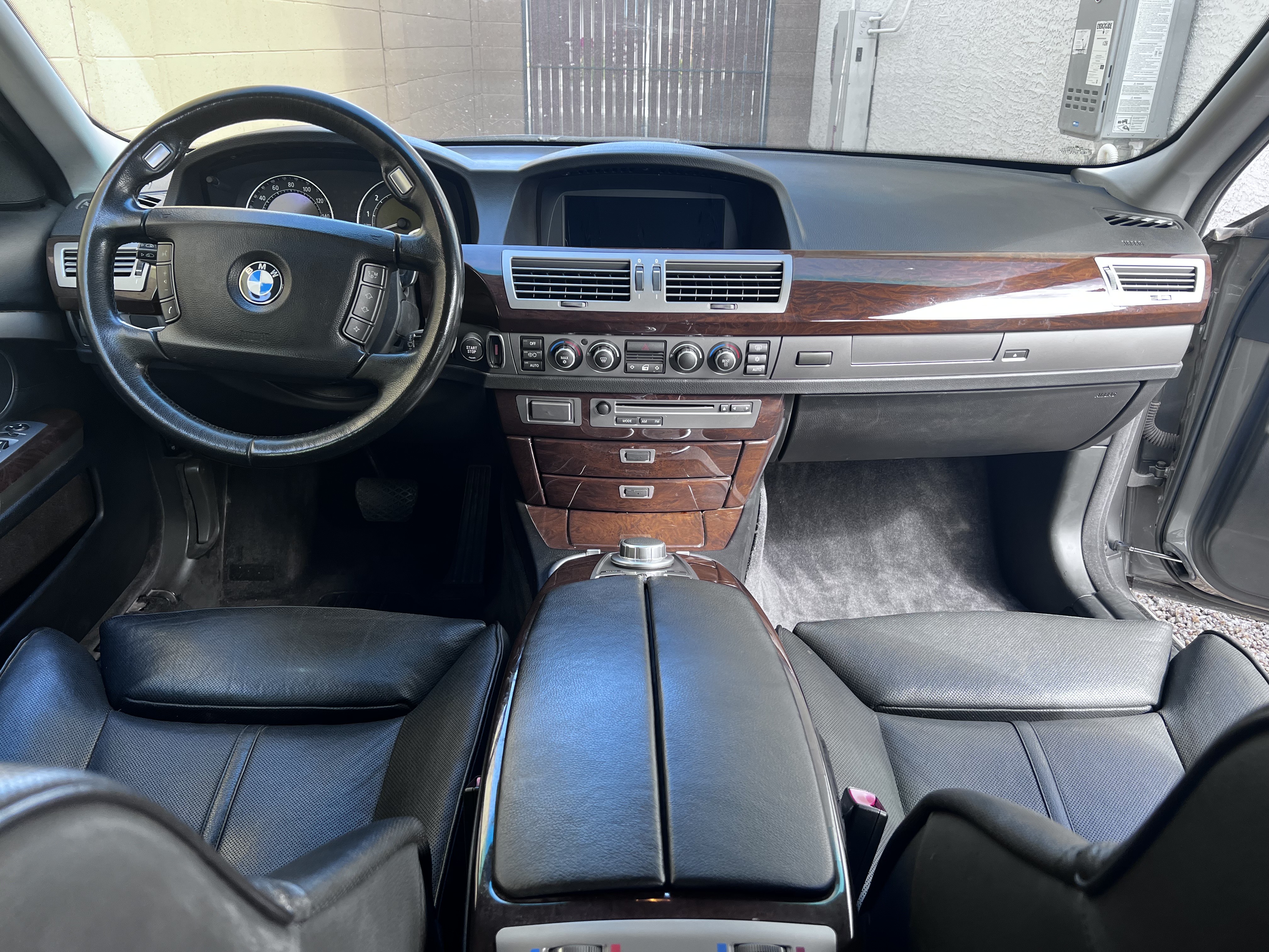 Used 2007 BMW 750Li RWD image 2