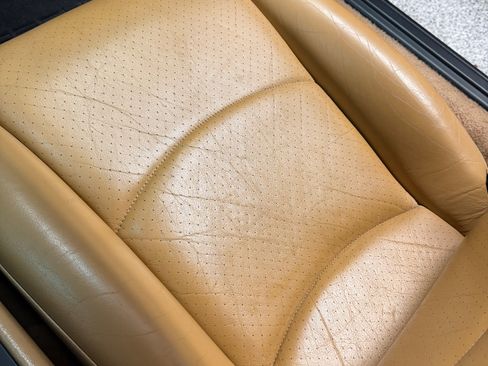 Used 1996 Porsche 911 Carrera 4 image 25