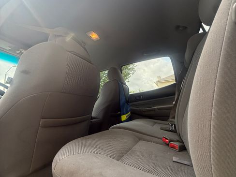 Used 2010 Toyota Tacoma 4x4 Double Cab image 12