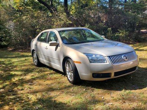 Used 2009 Mercury Milan Premier image 5