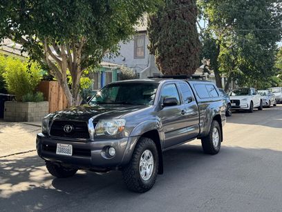 Used 2011 Toyota Tacoma 4x4 Access Cab V6 w/ TRD Off-Road Pkg