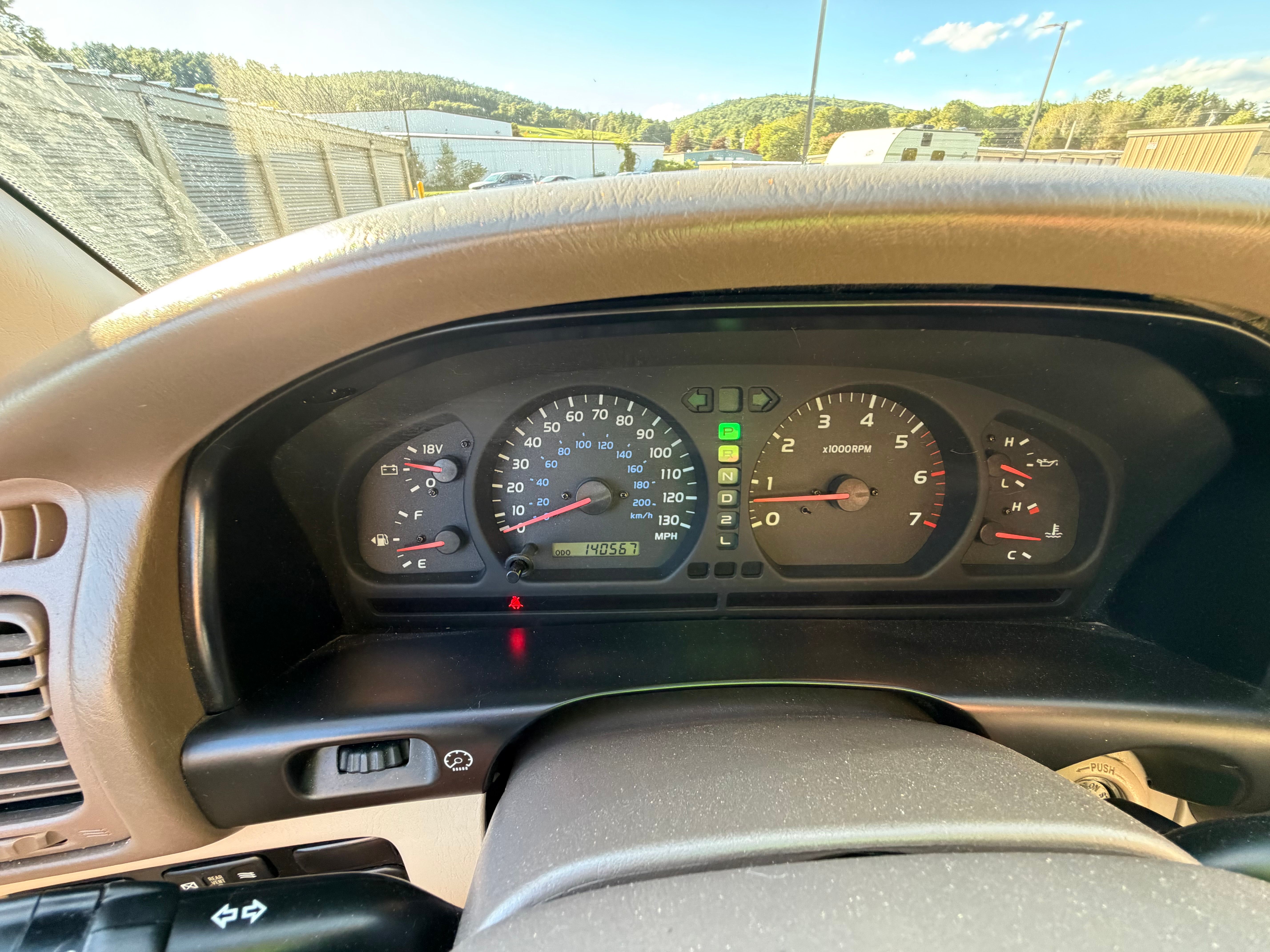 Used 2002 Toyota Land Cruiser AWD/4WD image 23