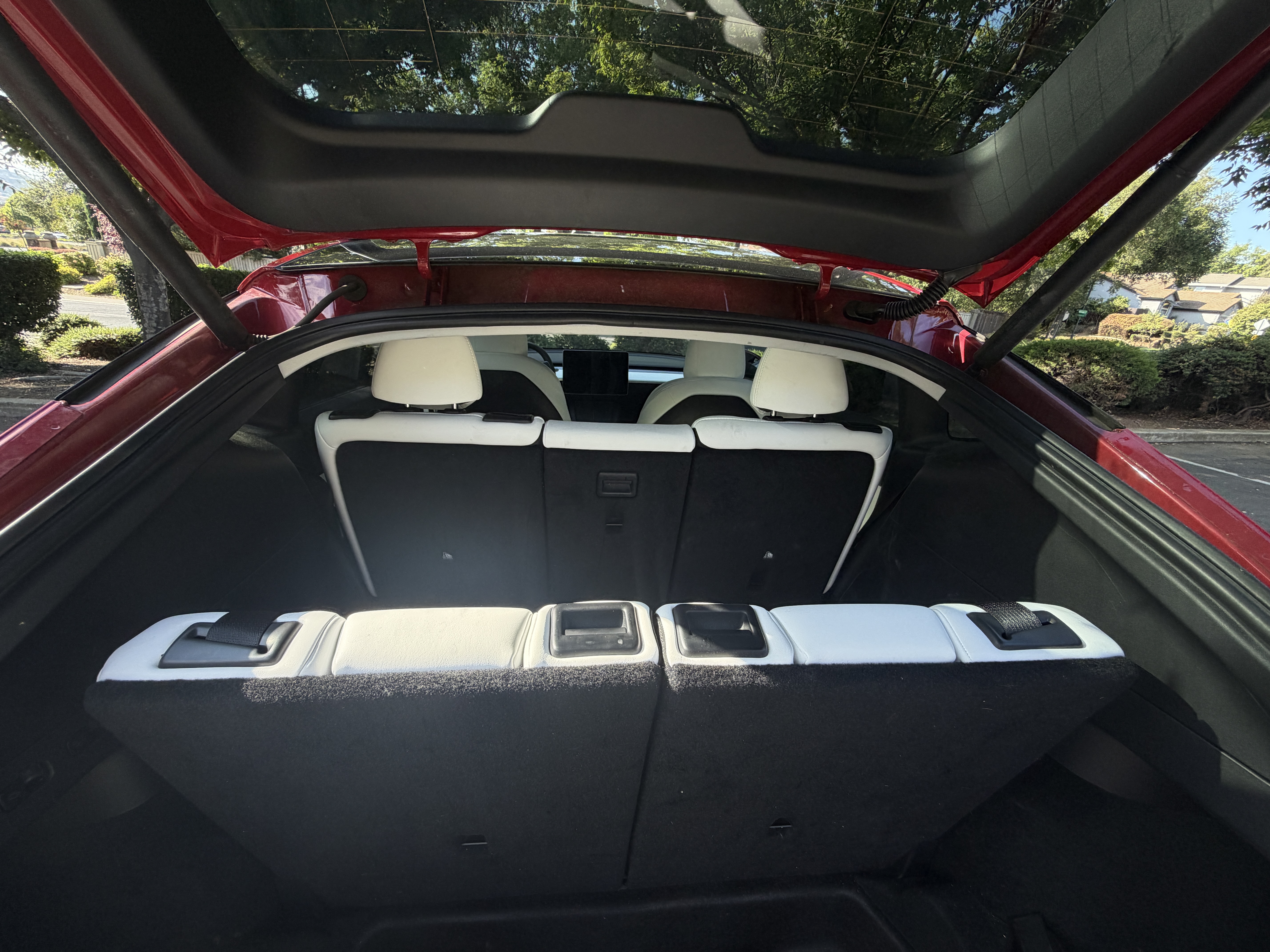Used 2022 Tesla Model Y Long Range AWD/4WD image 6