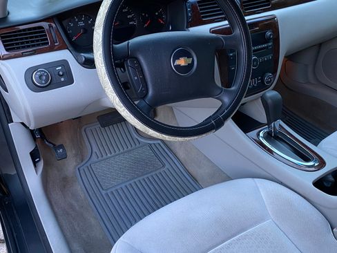Used 2010 Chevrolet Impala LS image 14
