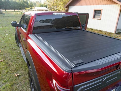 Used 2018 Ford F150 Raptor w/ Equipment Group 802A Luxury image 6