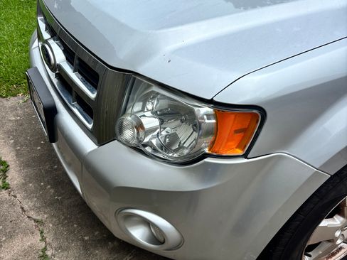 Used 2011 Ford Escape XLT w/ 202A Rapid Spec Order Code FWD image 5