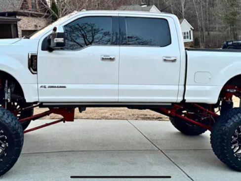 Used 2021 Ford F350 Platinum image 11