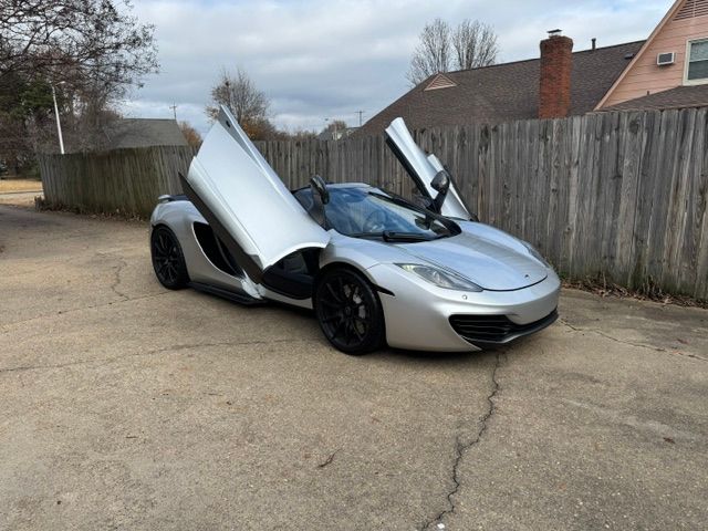 Used 2013 McLaren MP4-12C Spider RWD image 4