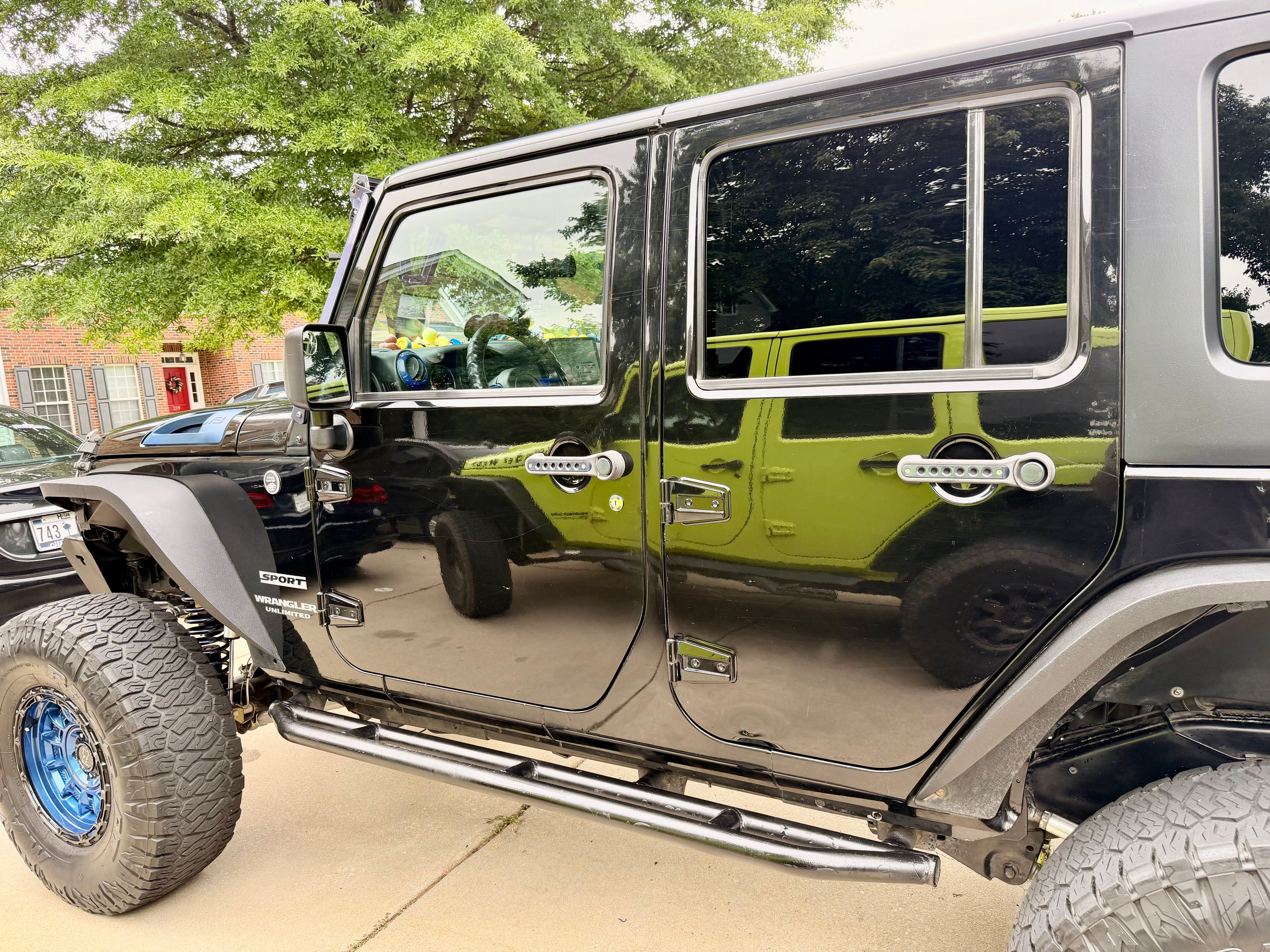 Used 2015 Jeep Wrangler Unlimited Sport w/ Power Convenience Group AWD/4WD image 8