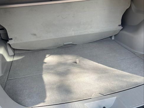 Used 2009 Nissan Rogue SL w/ Premium Pkg image 10