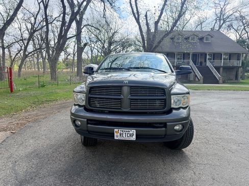 Used 2004 Dodge Ram 2500 Truck SLT w/ Sport Appearance Group image 11