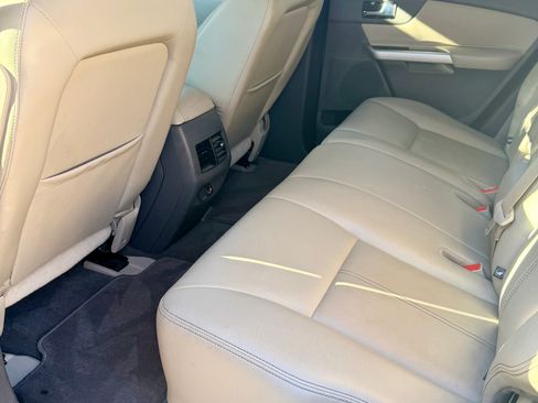 Used 2013 Ford Edge SEL image 11