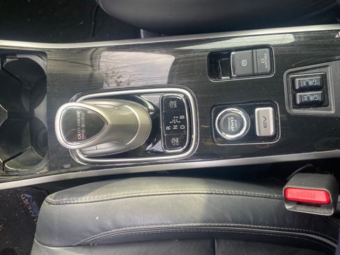 Used 2018 Mitsubishi Outlander SEL image 8