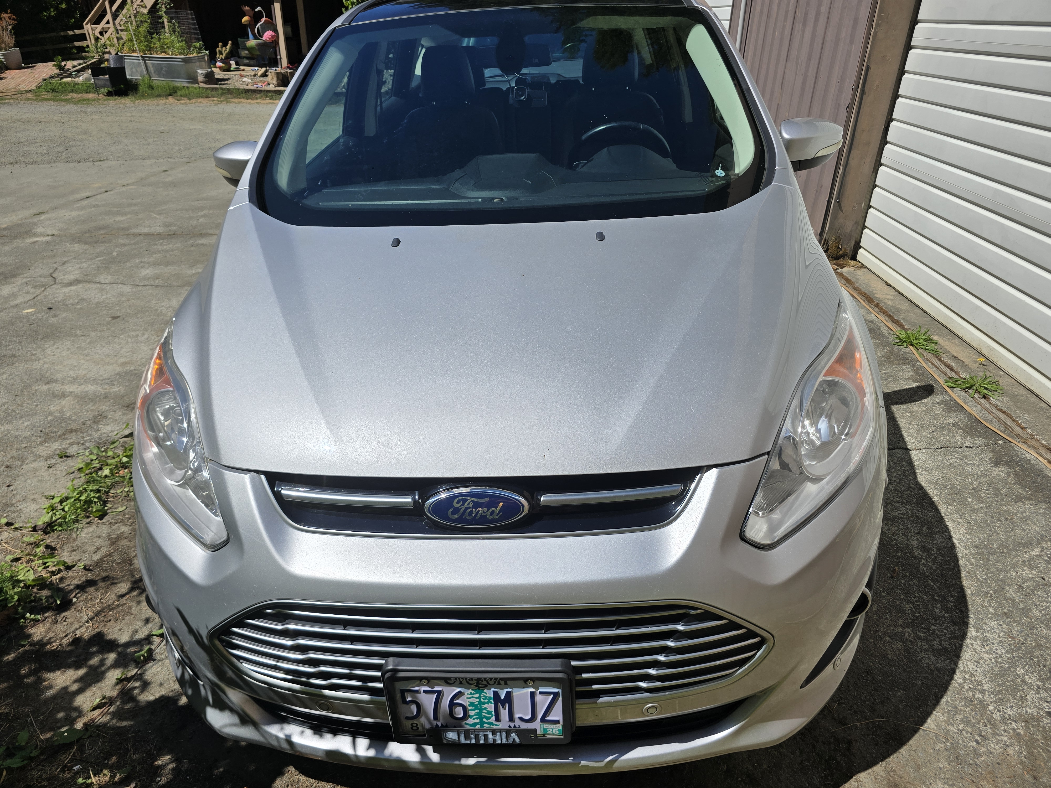Used 2016 Ford C-MAX Energi SEL w/ Equipment Group 303A FWD image 9