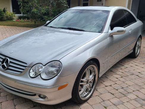 Used 2005 Mercedes-Benz CLK 320 CLK 320 Coupe 2D image 14