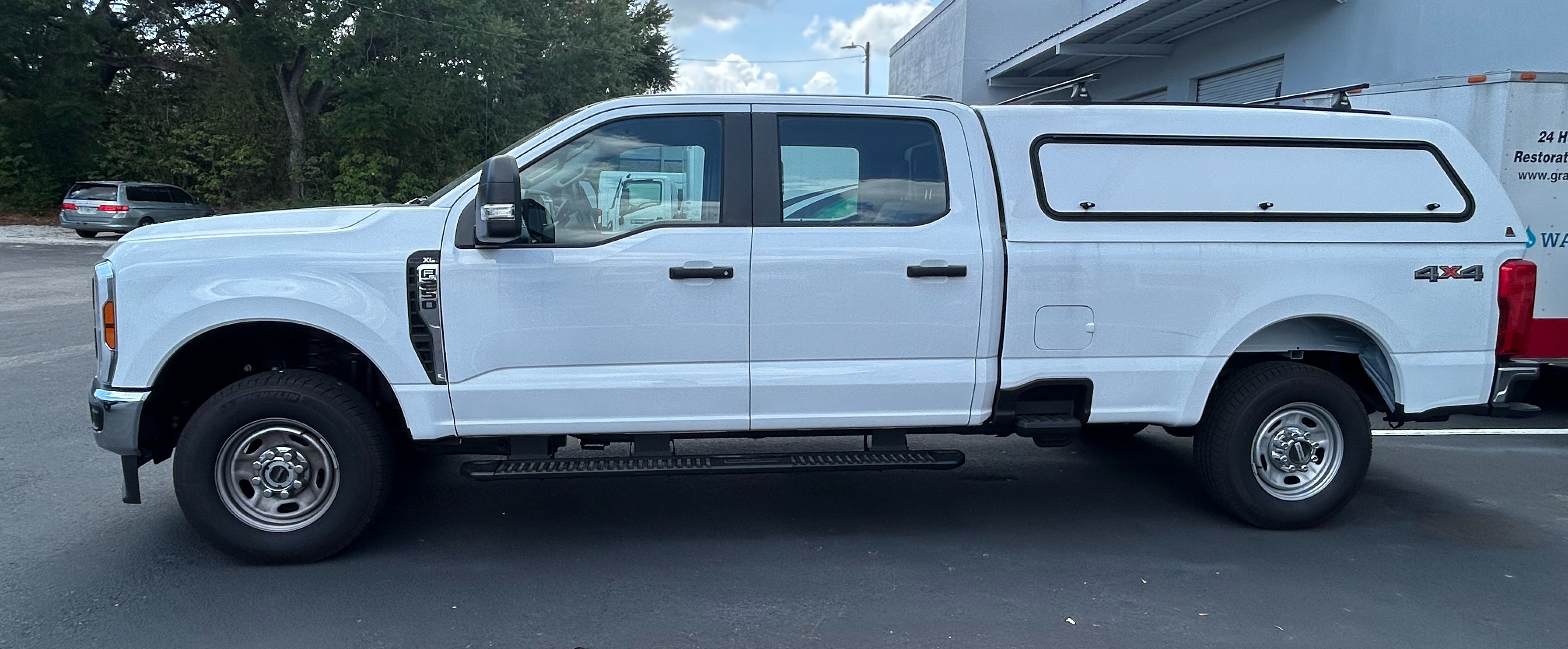 Used 2025 Ford F250 XL w/ XL Driver Assist Package AWD/4WD image 4
