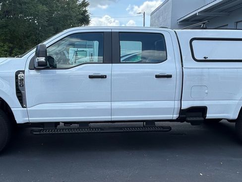 Used 2025 Ford F250 XL w/ XL Driver Assist Package AWD/4WD image 4