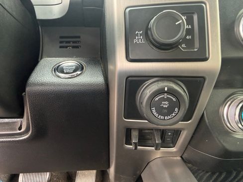 Used 2019 Ford F150 Platinum w/ Technology Package AWD/4WD image 14
